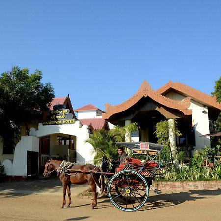 Manisanda Hotel Bagan Exterior photo
